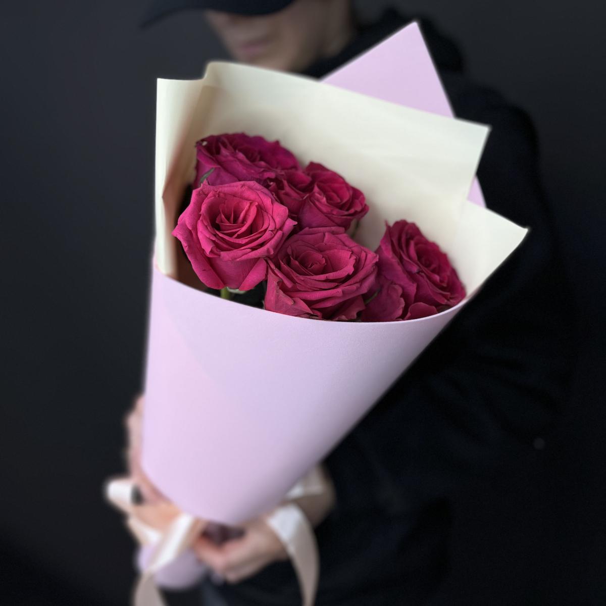 Букеты из розовых роз 40 см (Эквадор) (артикул: 88888)